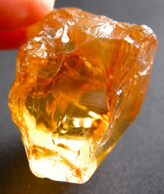 黄水晶 原石